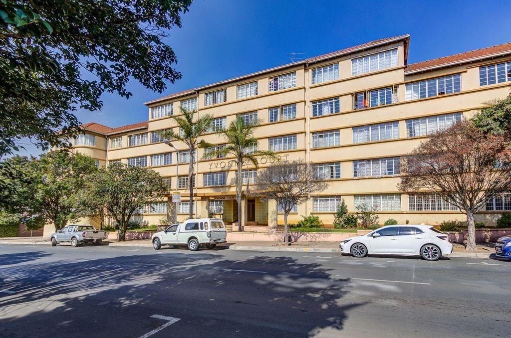 2 Bedroom Apartment in Springs Central