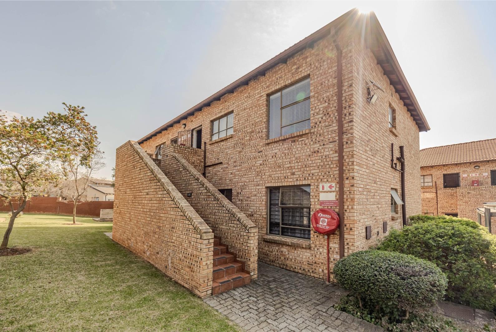 2 Bedroom Apartment in Amorosa