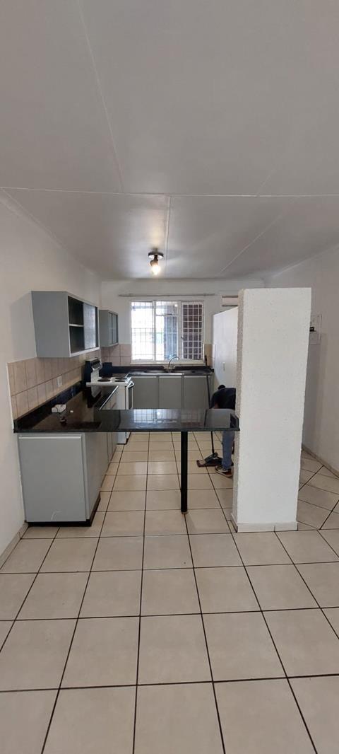 2.5 Bedroom Apartment in Alberton