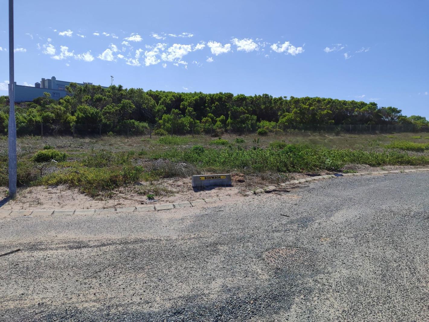 600 m² Land available in Kleinbaai