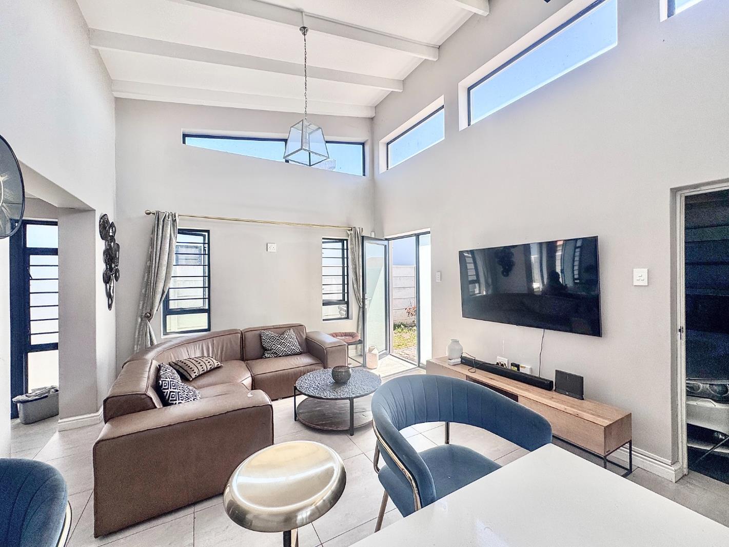 3 Bedroom House in Fairview