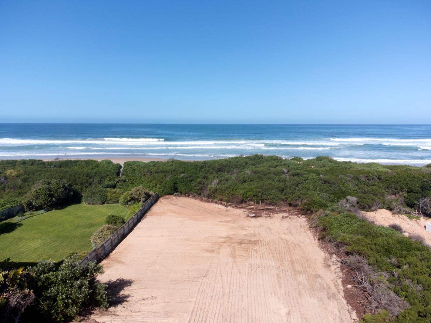 1 778 m² Land available in Myoli Beach