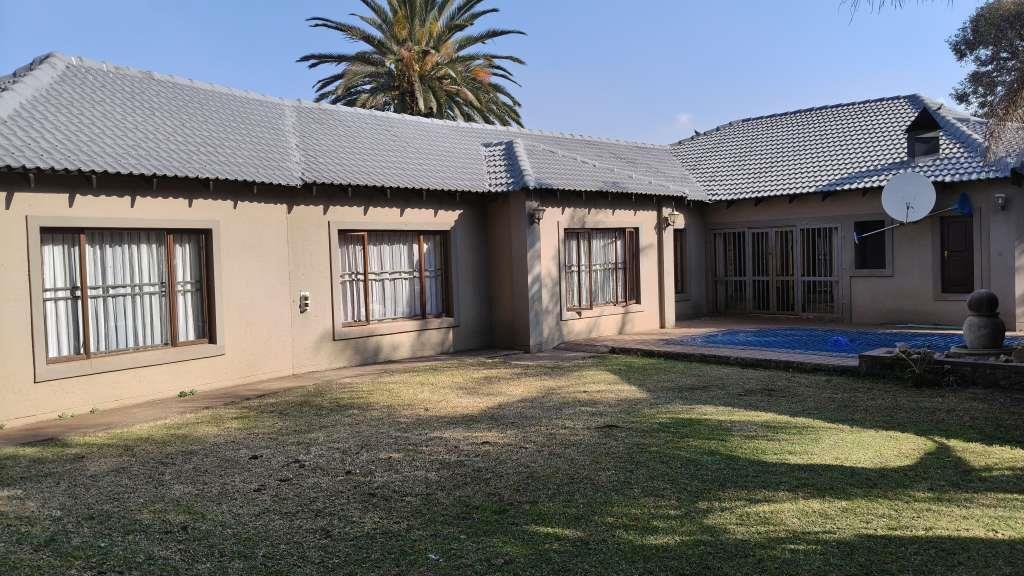 4 Bedroom House in Wierda Park