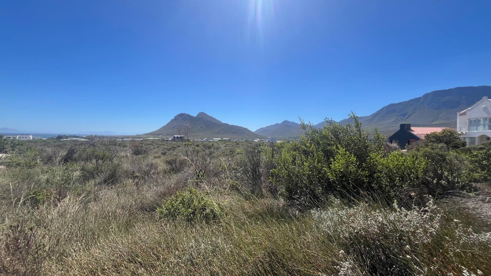 2 227 m² Land available in Pringle Bay