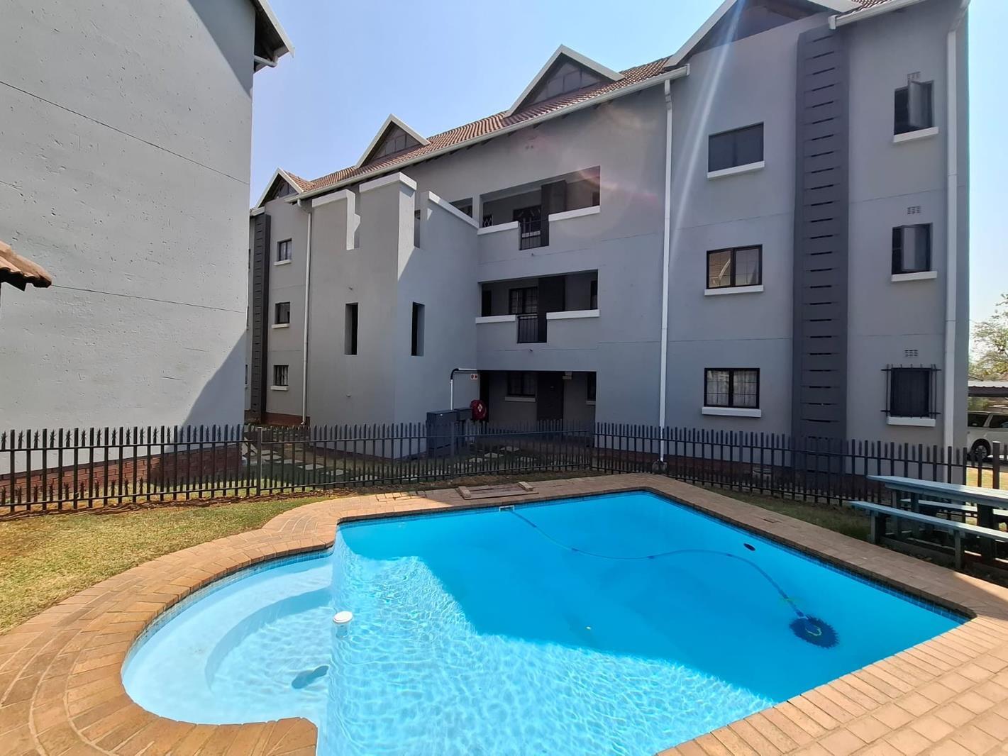 1 Bedroom Apartment in Kosmosdal