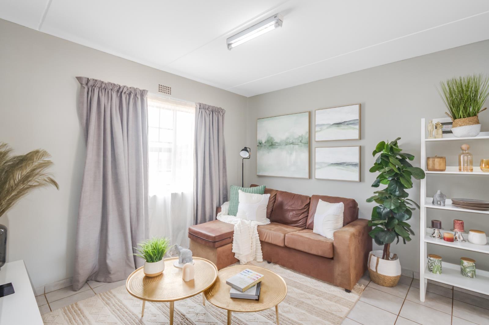 2 Bedroom Apartment in Tulisa Park