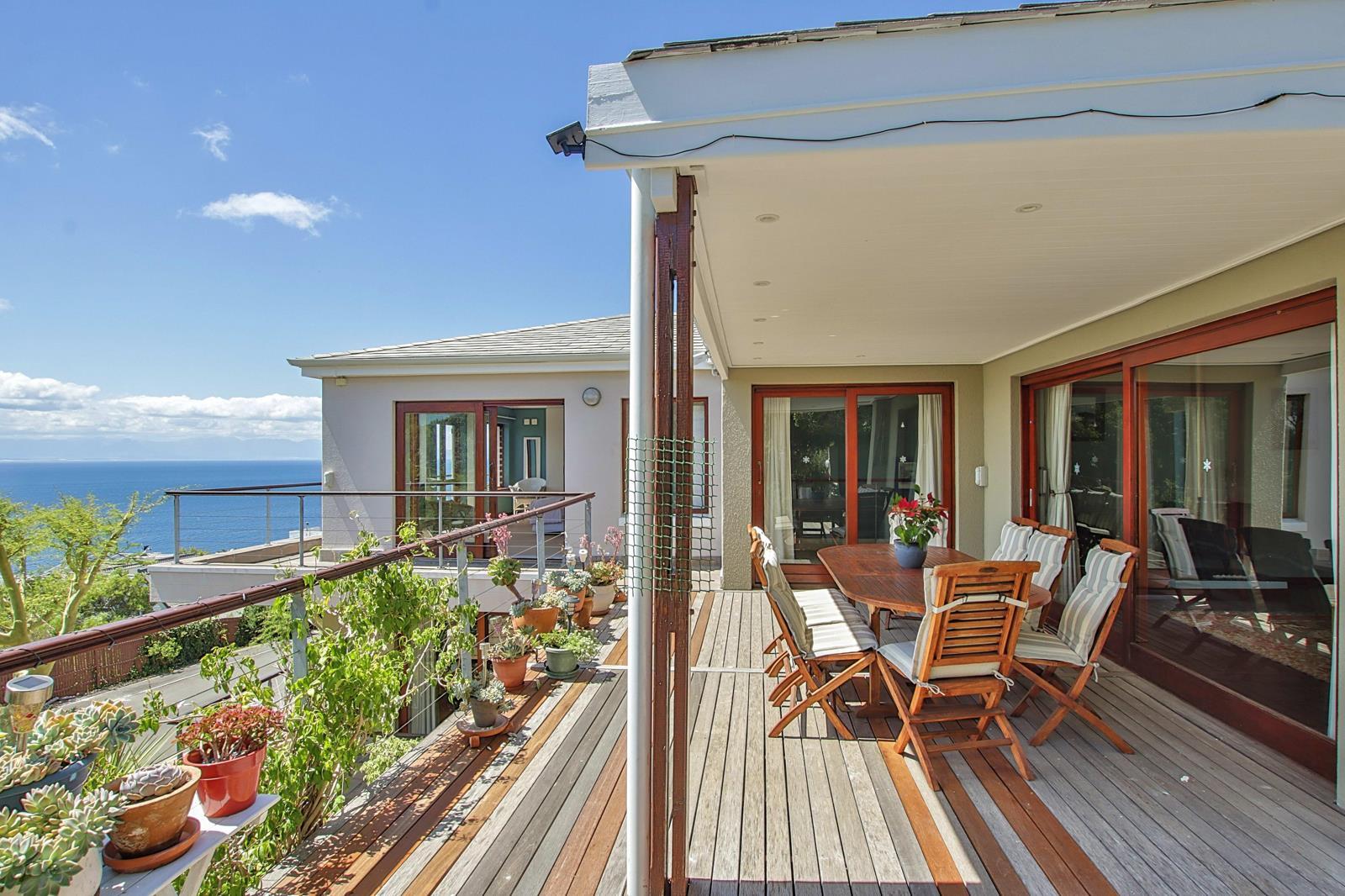 4 Bedroom House in Simons Town