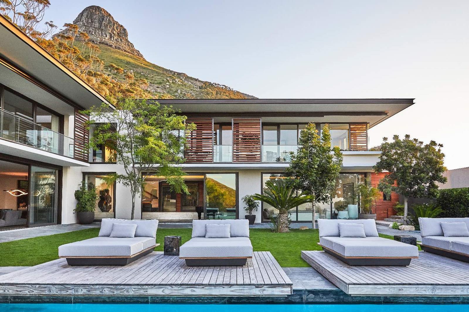 5 Bedroom House in Fresnaye
