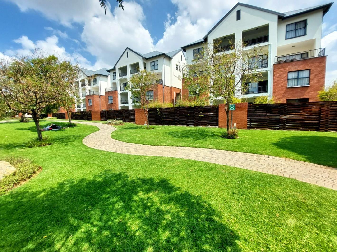 2 Bedroom Apartment in Greenstone Hill