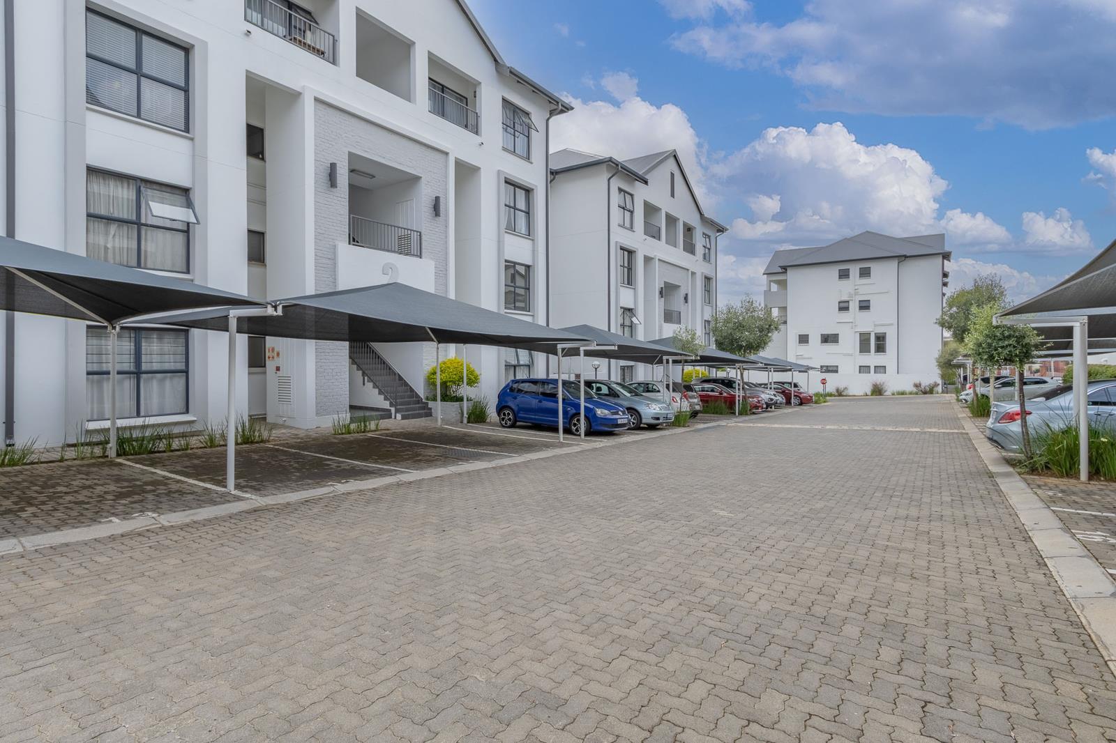 2 Bedroom Apartment in Greenstone Hill