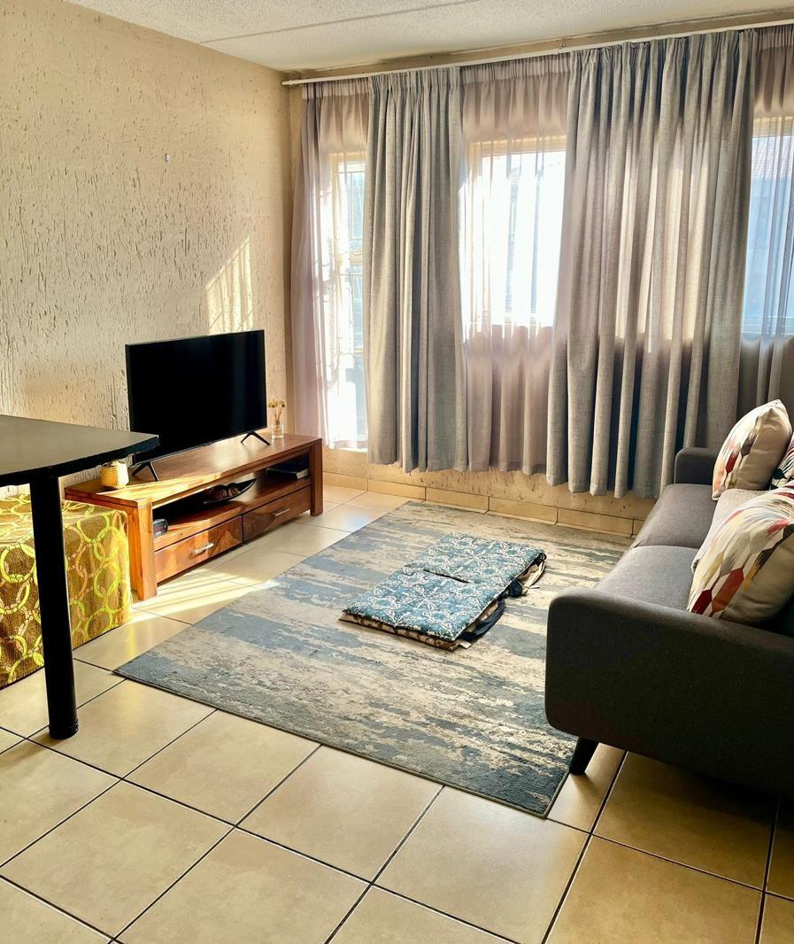 1 Bedroom Apartment in Ormonde