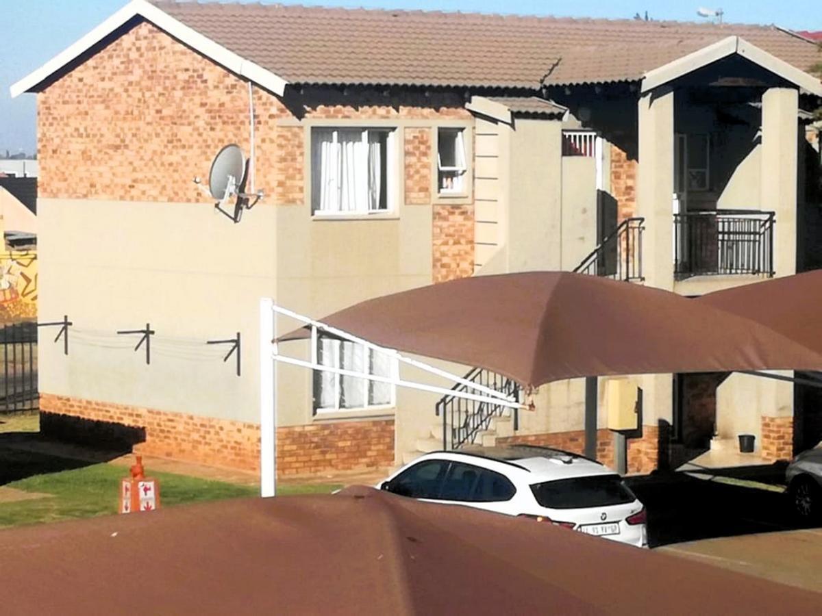 2 Bedroom Apartment in Protea Glen