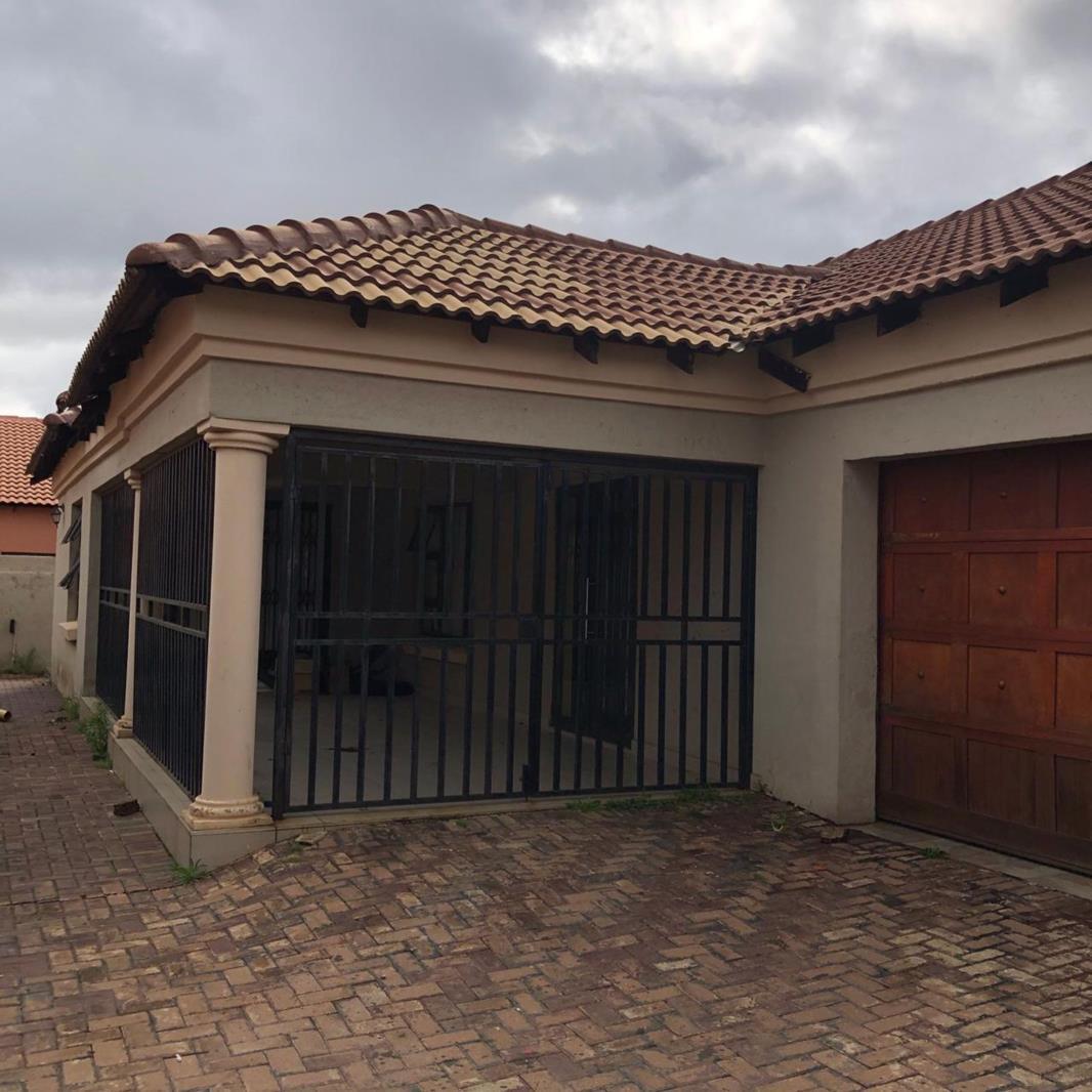 3 Bedroom House in Cultura Park