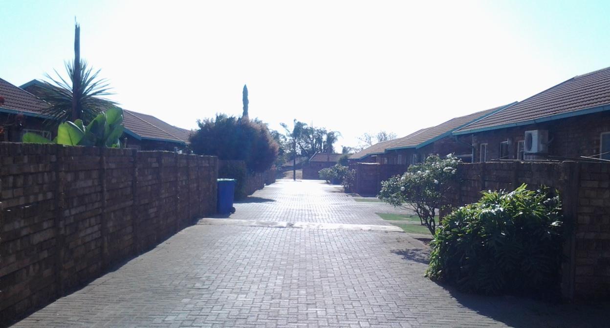 2 Bedroom Simplex in The Orchards