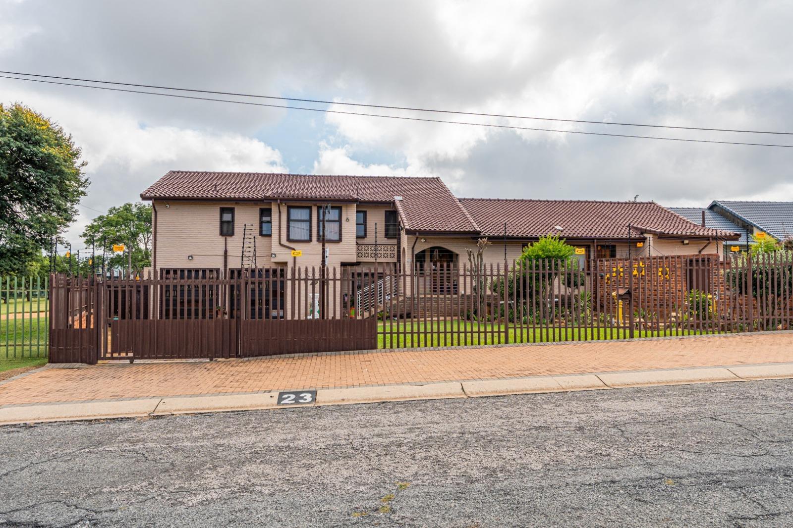 4 Bedroom House in Horison Park