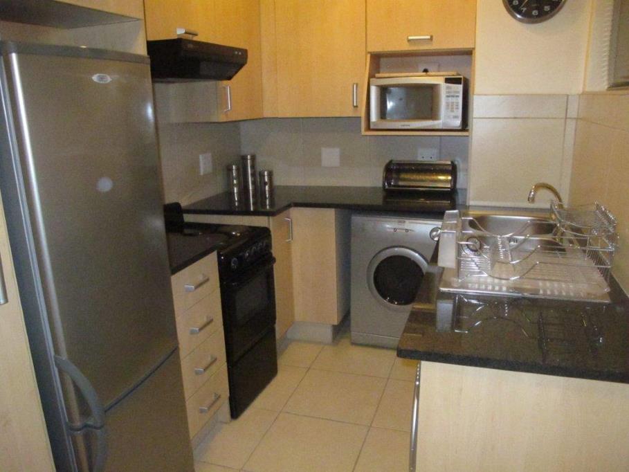 Studio Apartment in Illovo