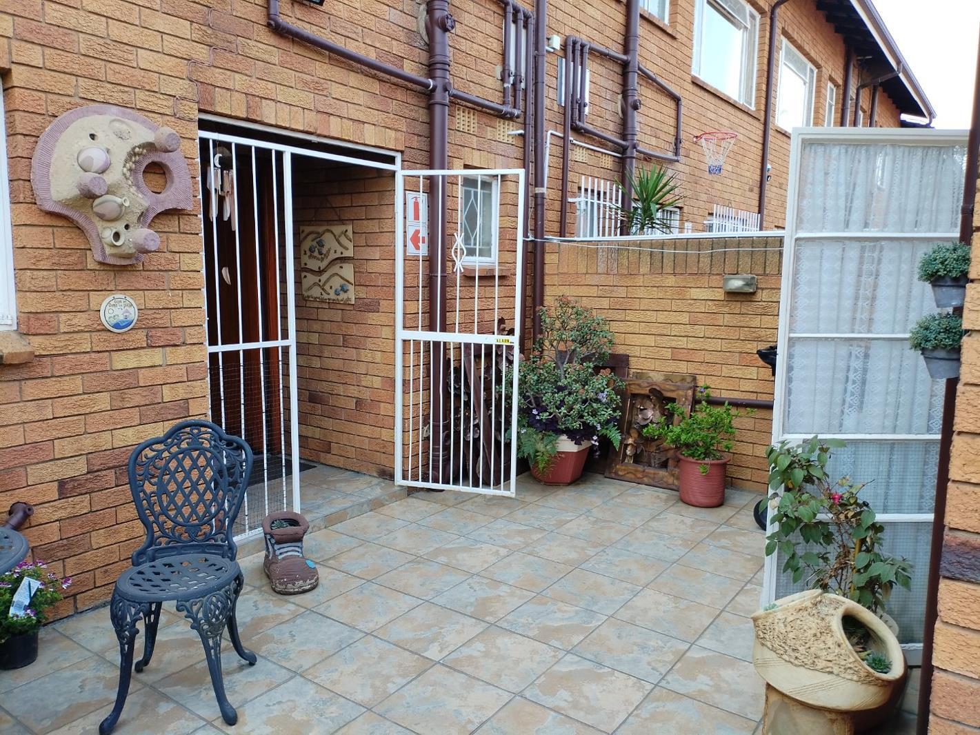 2 Bedroom Townhouse in Edelweiss