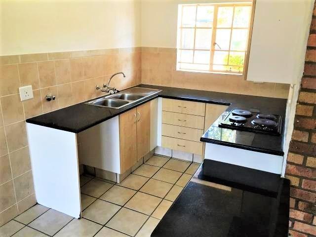 2 Bedroom Townhouse in Rietfontein