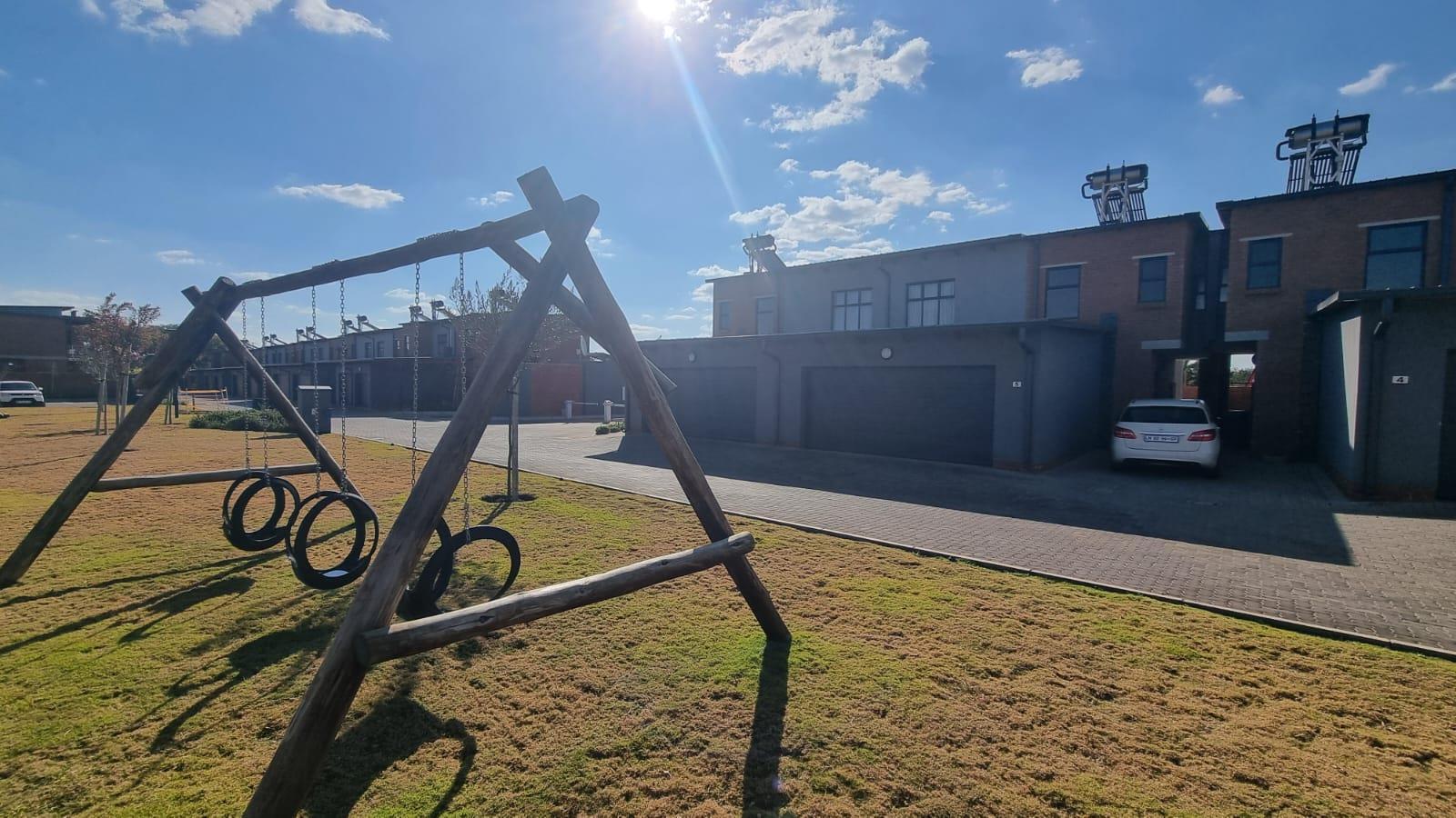 2 Bedroom Apartment in Sinoville