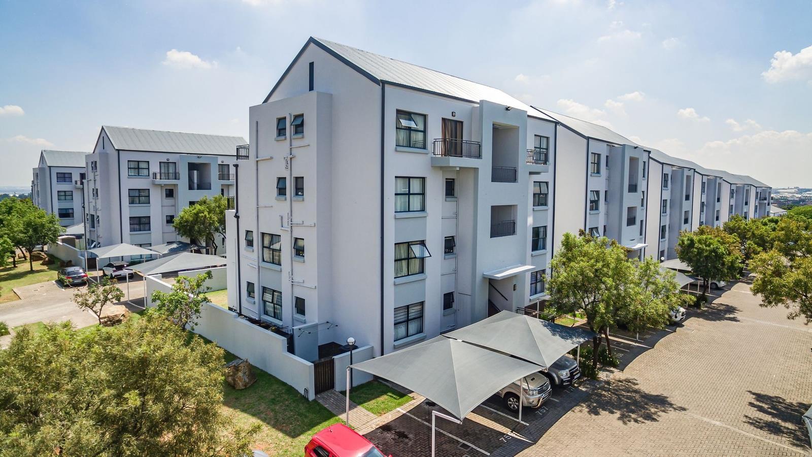 3 Bedroom Apartment in Greenstone Hill