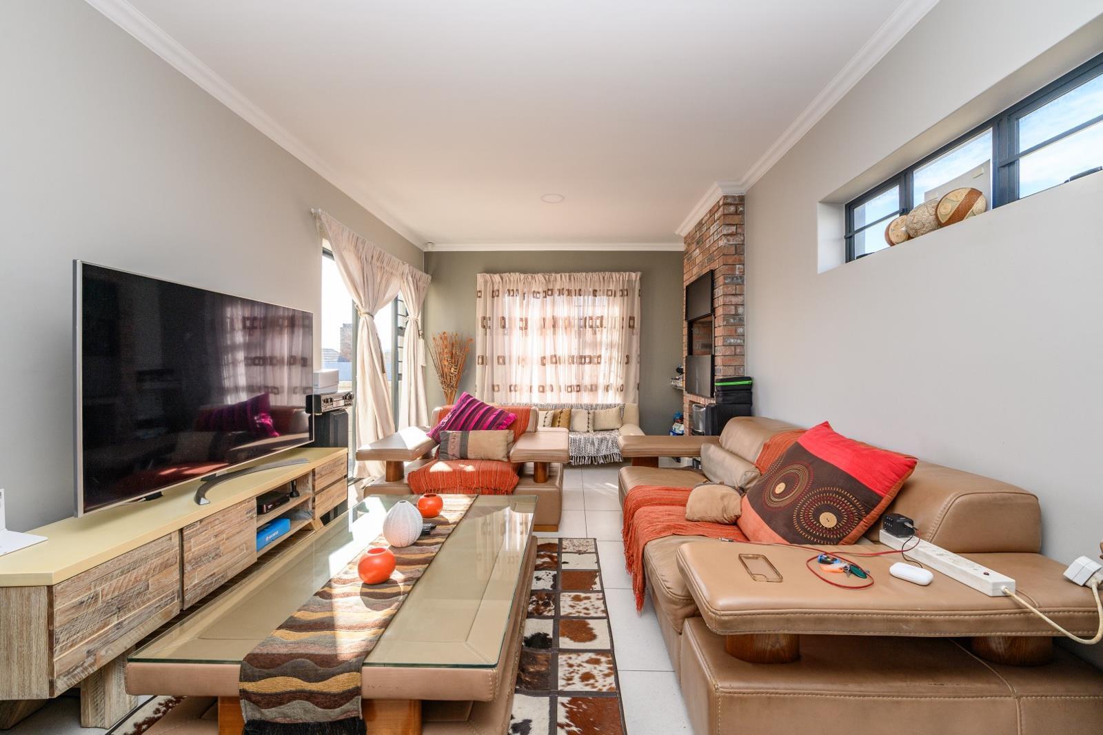 3 Bedroom Townhouse in Salisbury Park