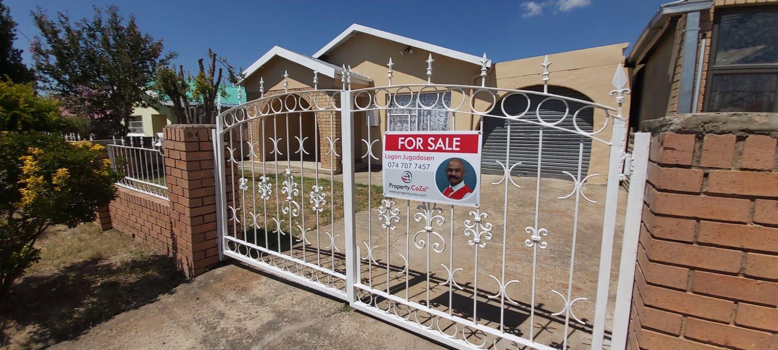 3 Bedroom House in Aloe Park