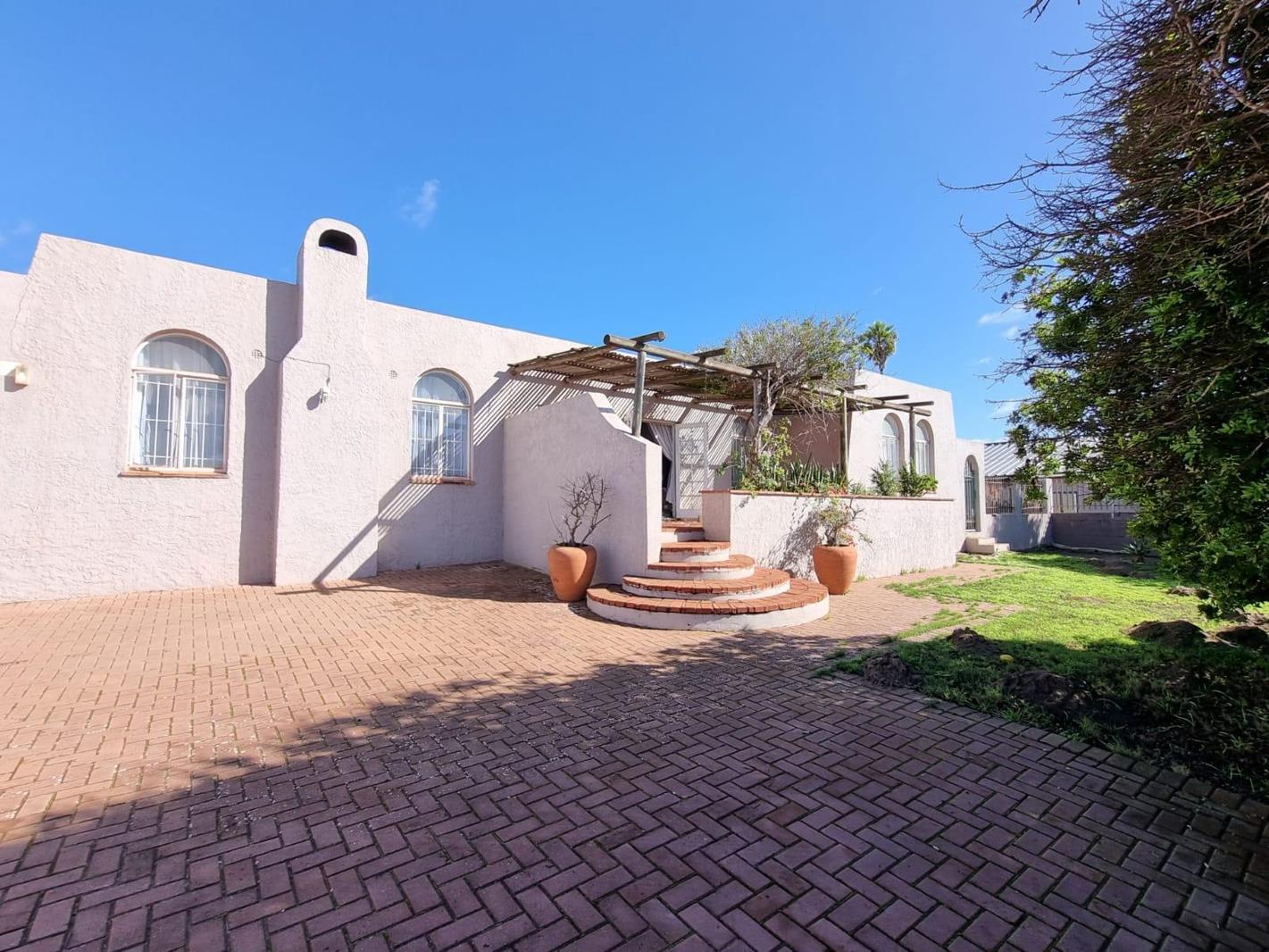 4 Bedroom House in Saldanha