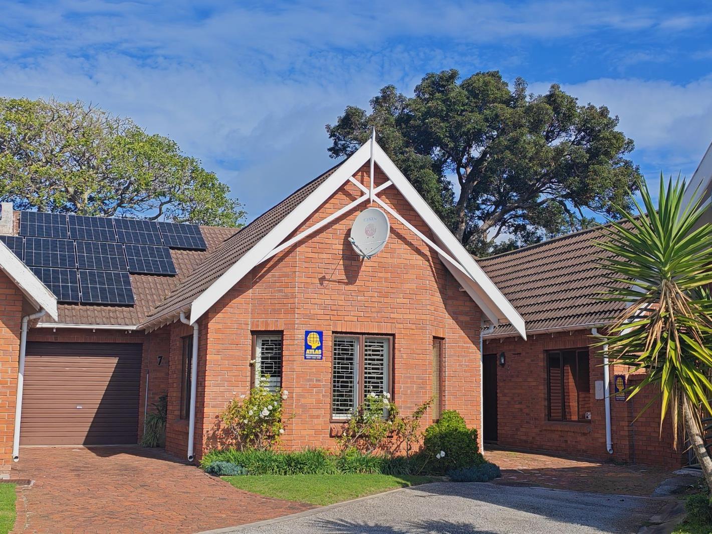 2 Bedroom House in Charlo