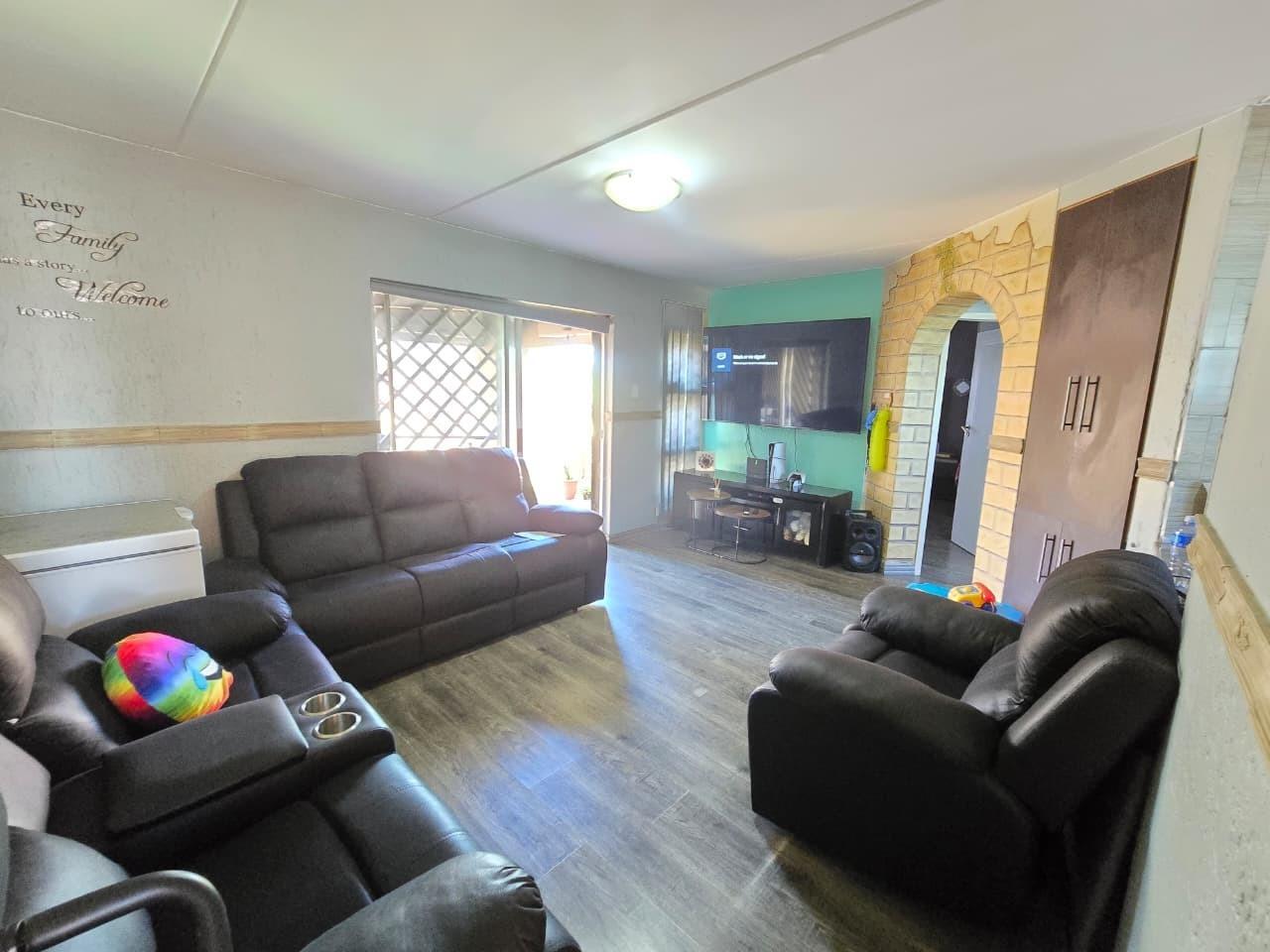 2 Bedroom Townhouse in Winchester Hills