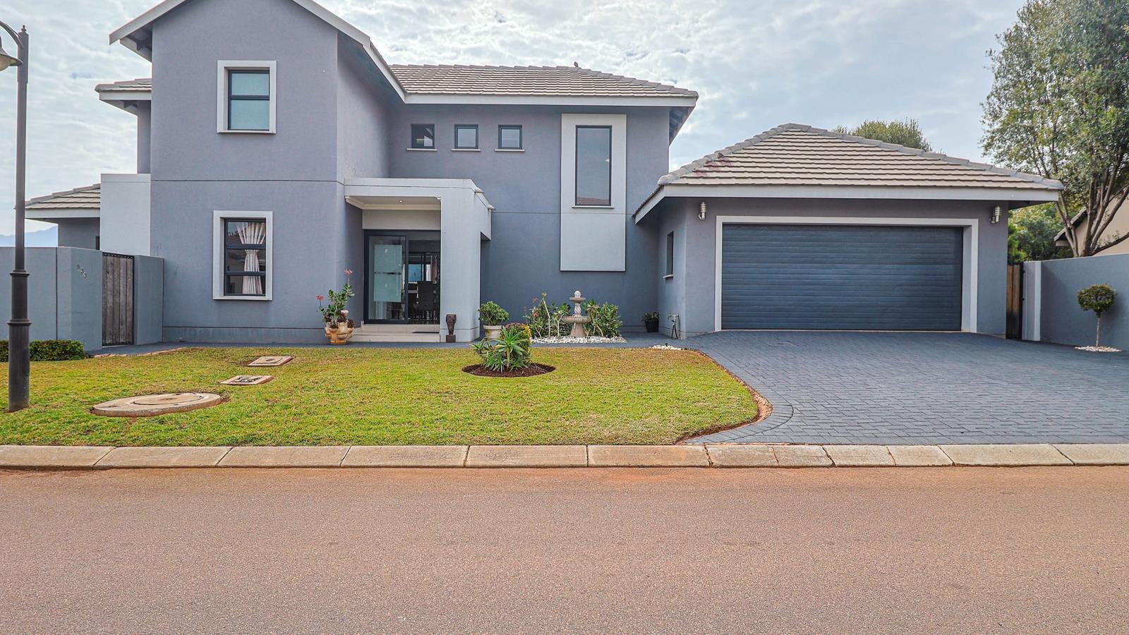 4 Bedroom House in Melodie