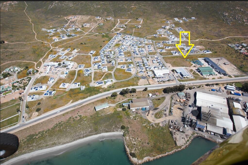 523 m² Land available in St Helena Bay