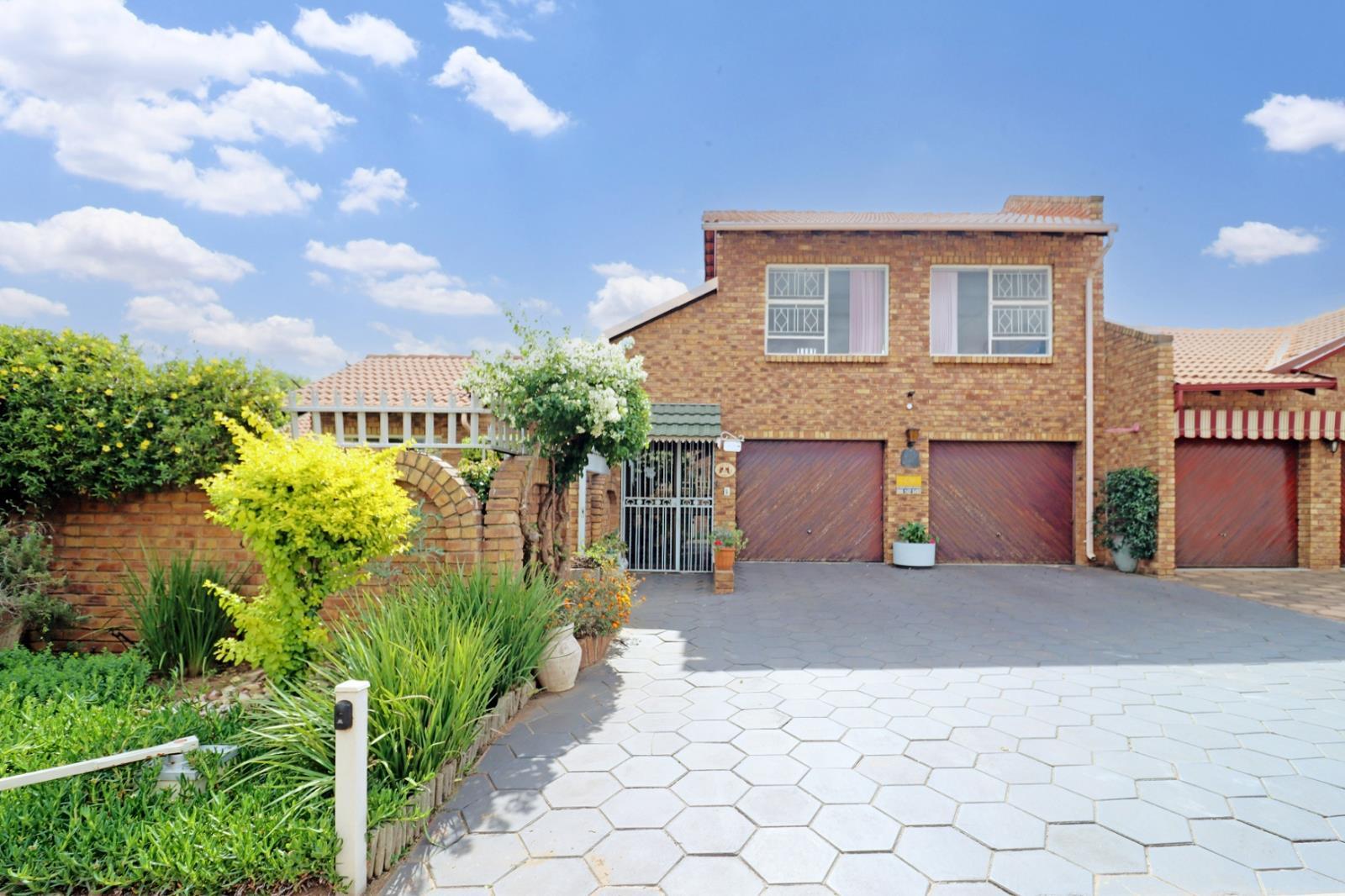 3 Bedroom House in Farrarmere