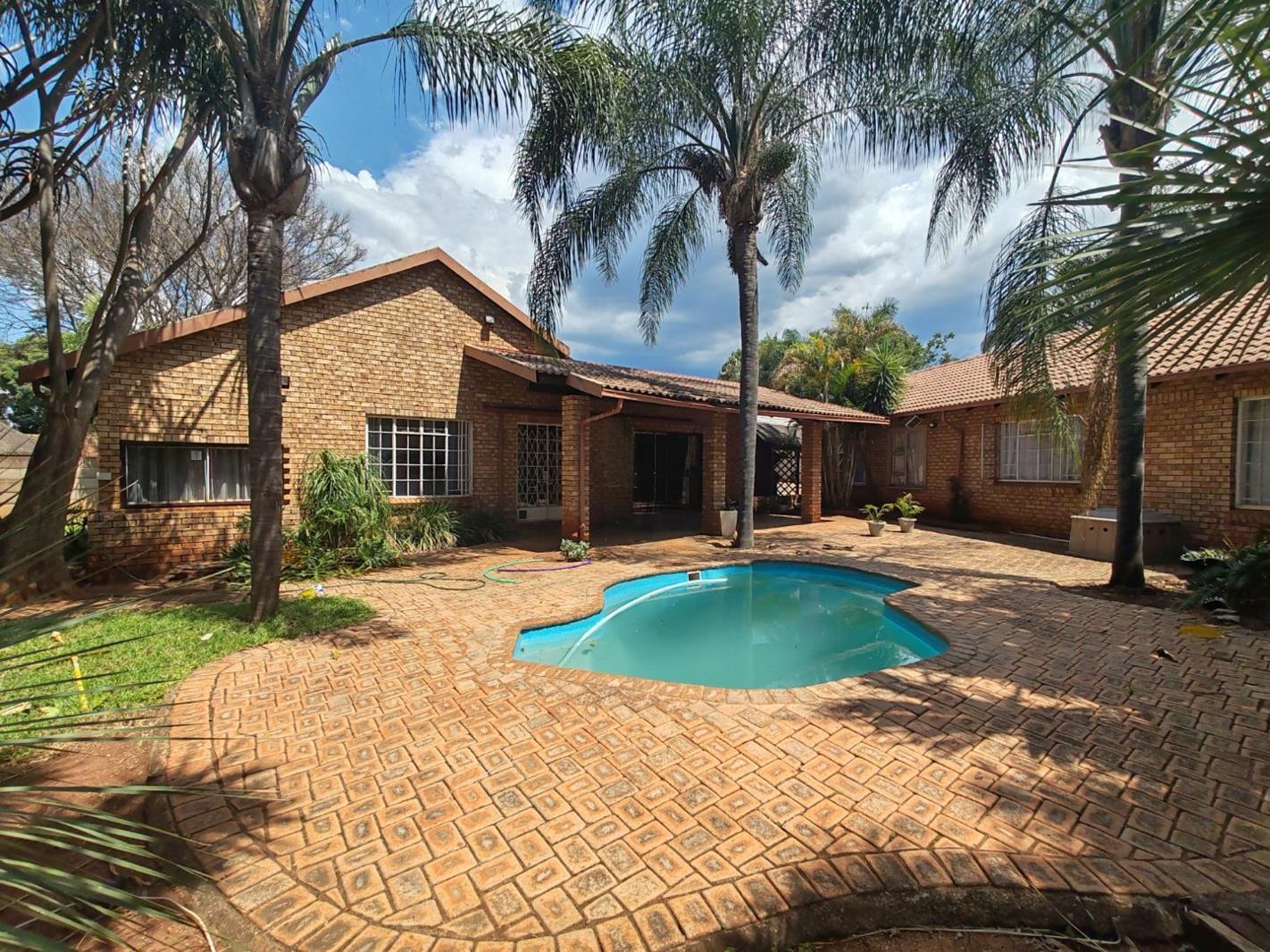 3 Bedroom House in Doornpoort