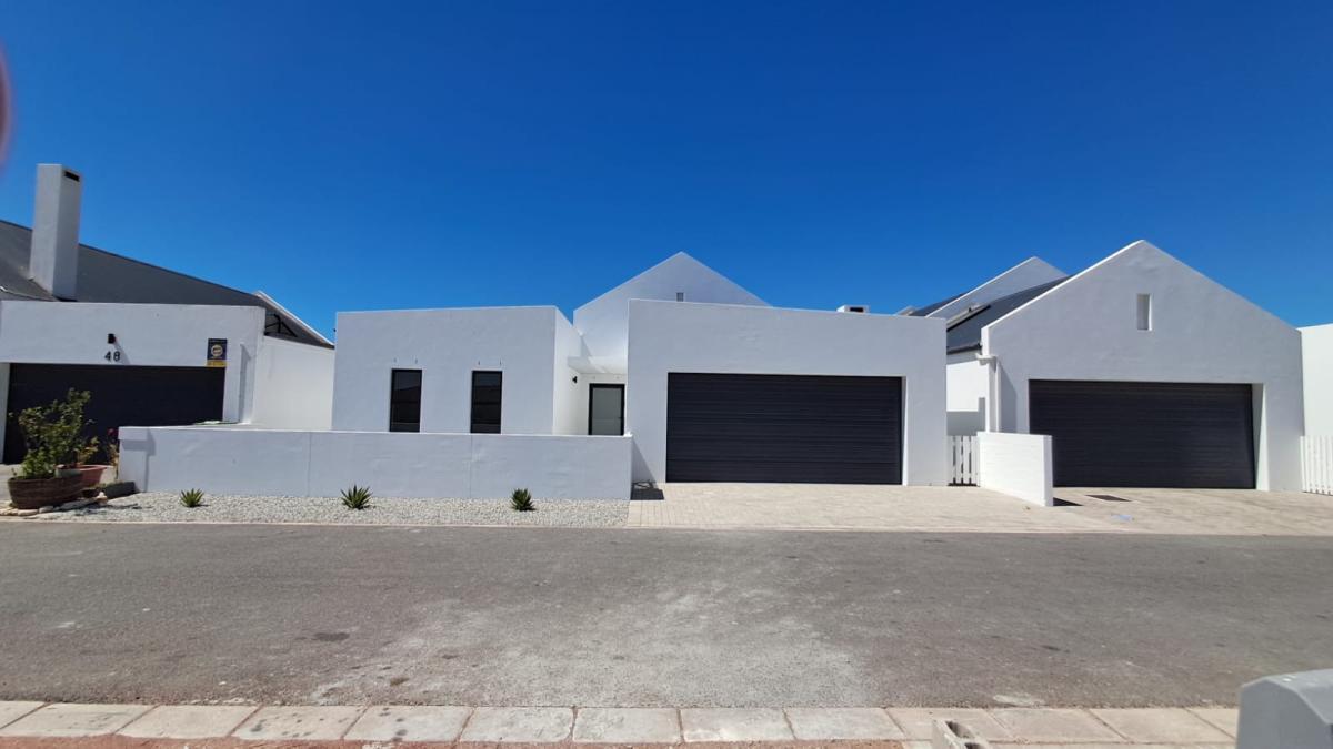 2 Bedroom House in Britannia Bay