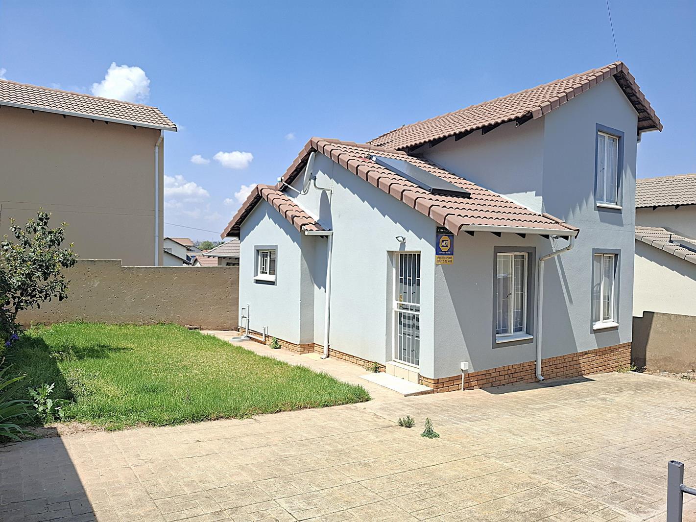 3 Bedroom House in Witpoortjie