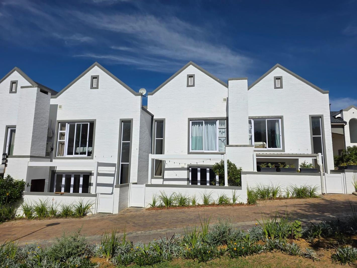 3 Bedroom Townhouse in Gevonden Estate