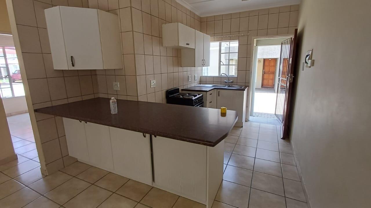 2 Bedroom Apartment in Comet