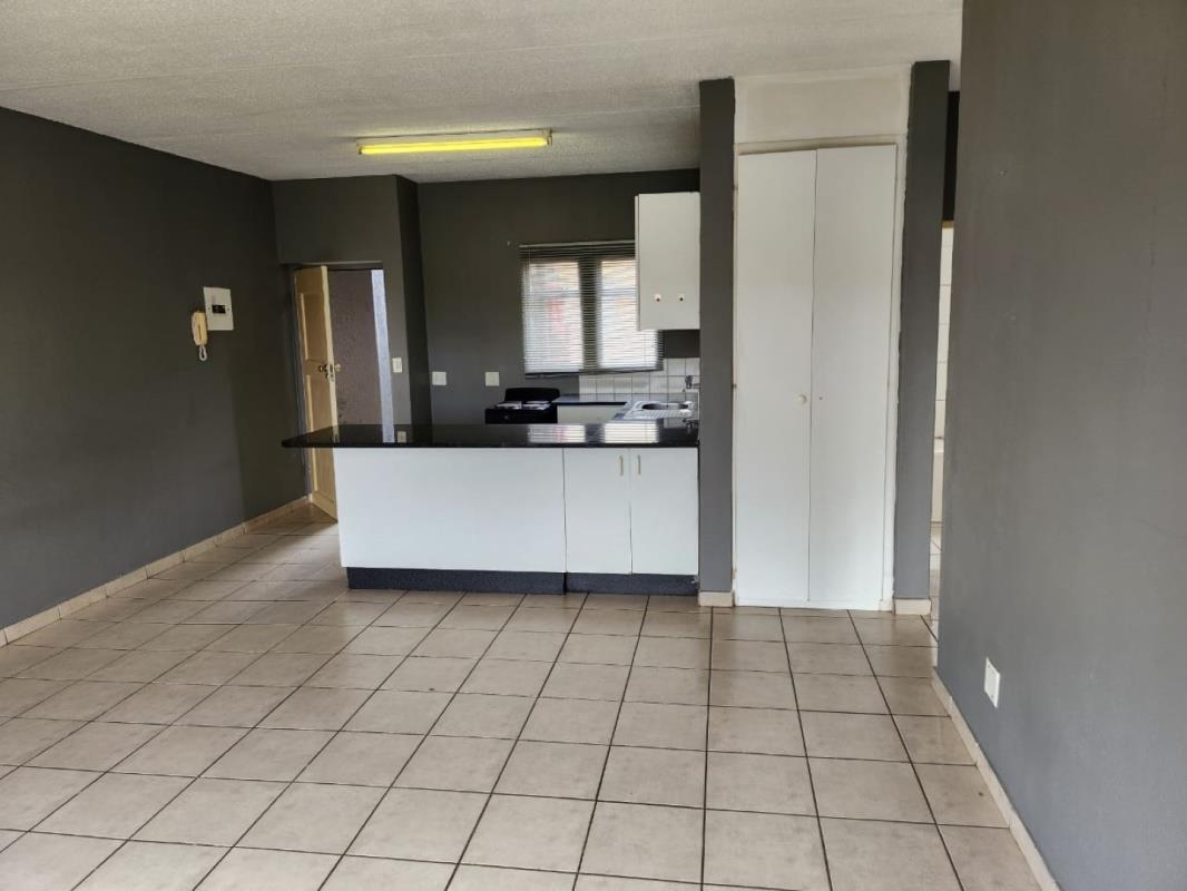 2 Bedroom Townhouse in Norkem Park