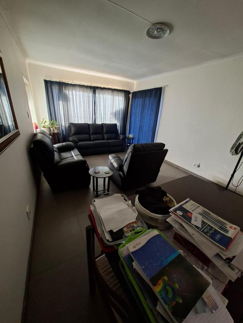 1 Bedroom Townhouse in Krugersdorp North