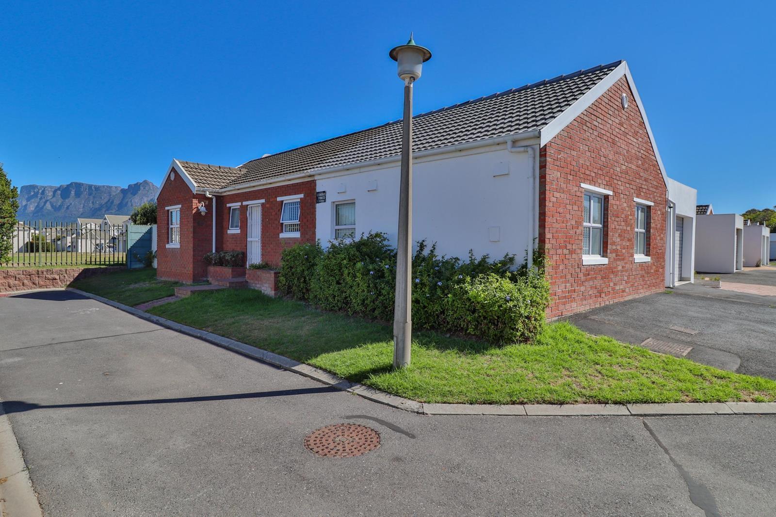 4 Bedroom House in Pinelands