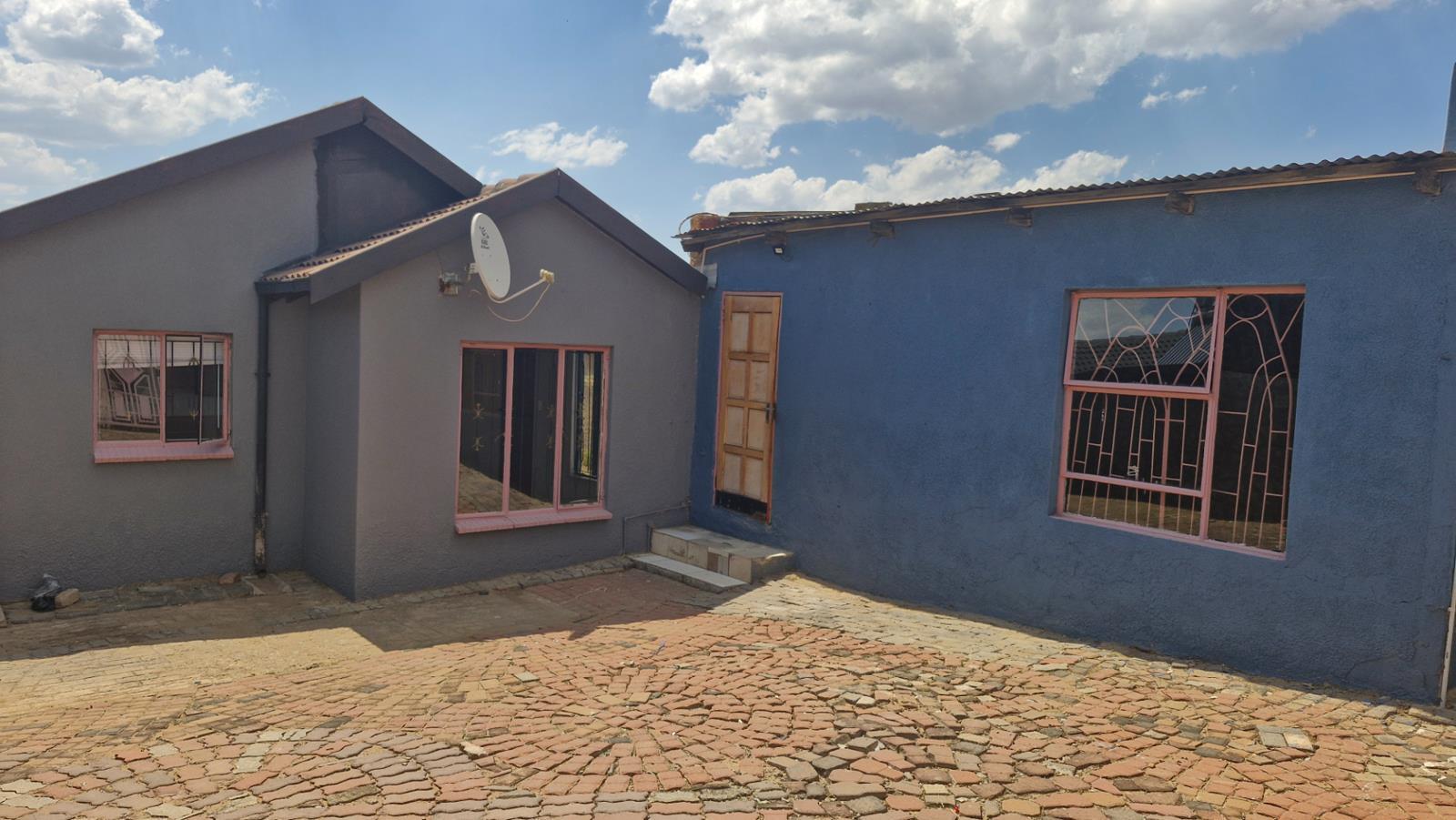 3 Bedroom House in Birch Acres