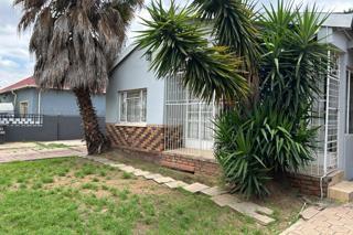 8 Bedroom House in Pretoria West