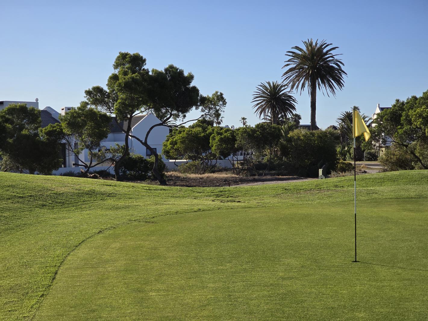 416 m² Land available in Shelley Point