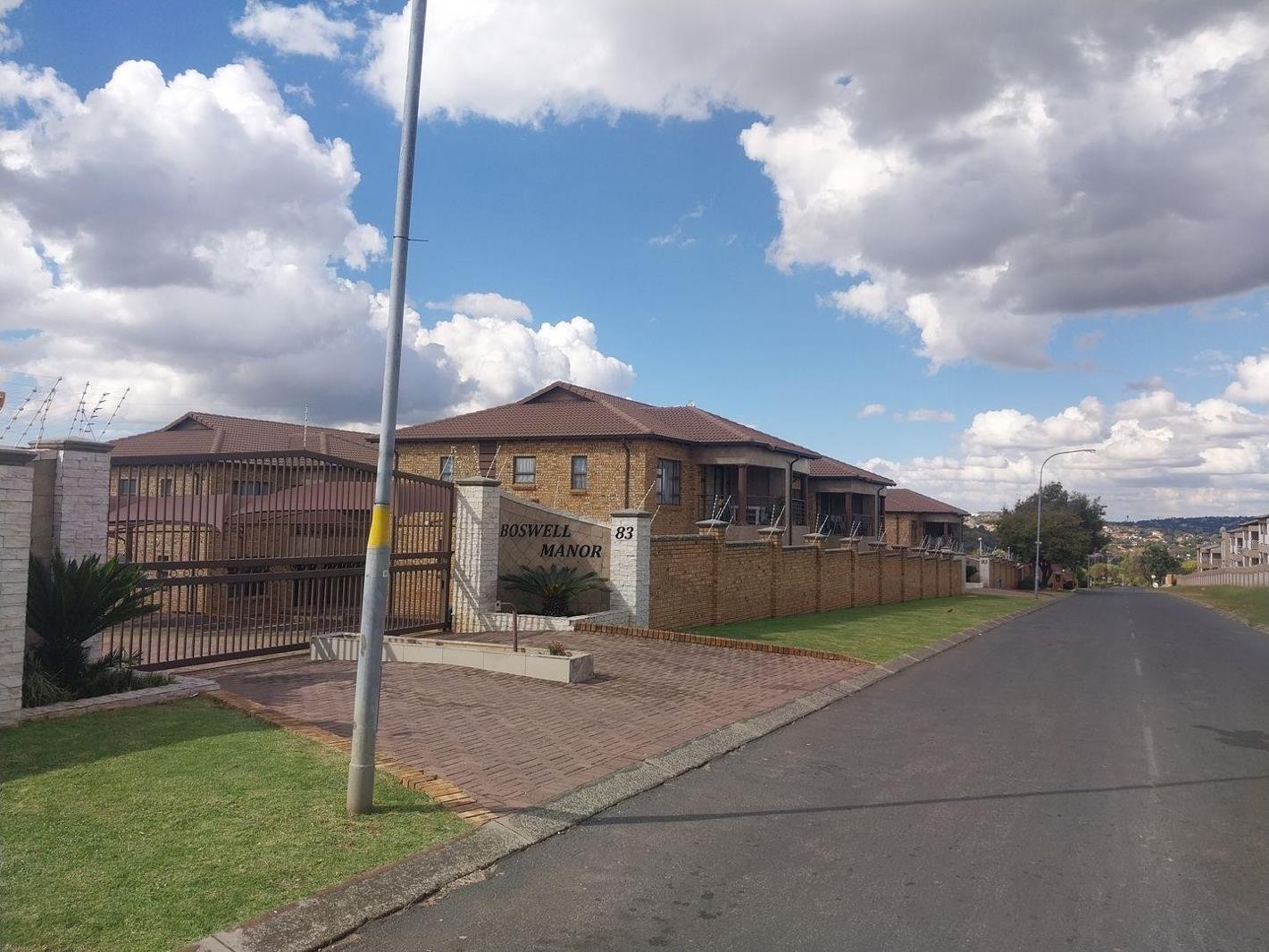2 Bedroom Apartment in Mondeor