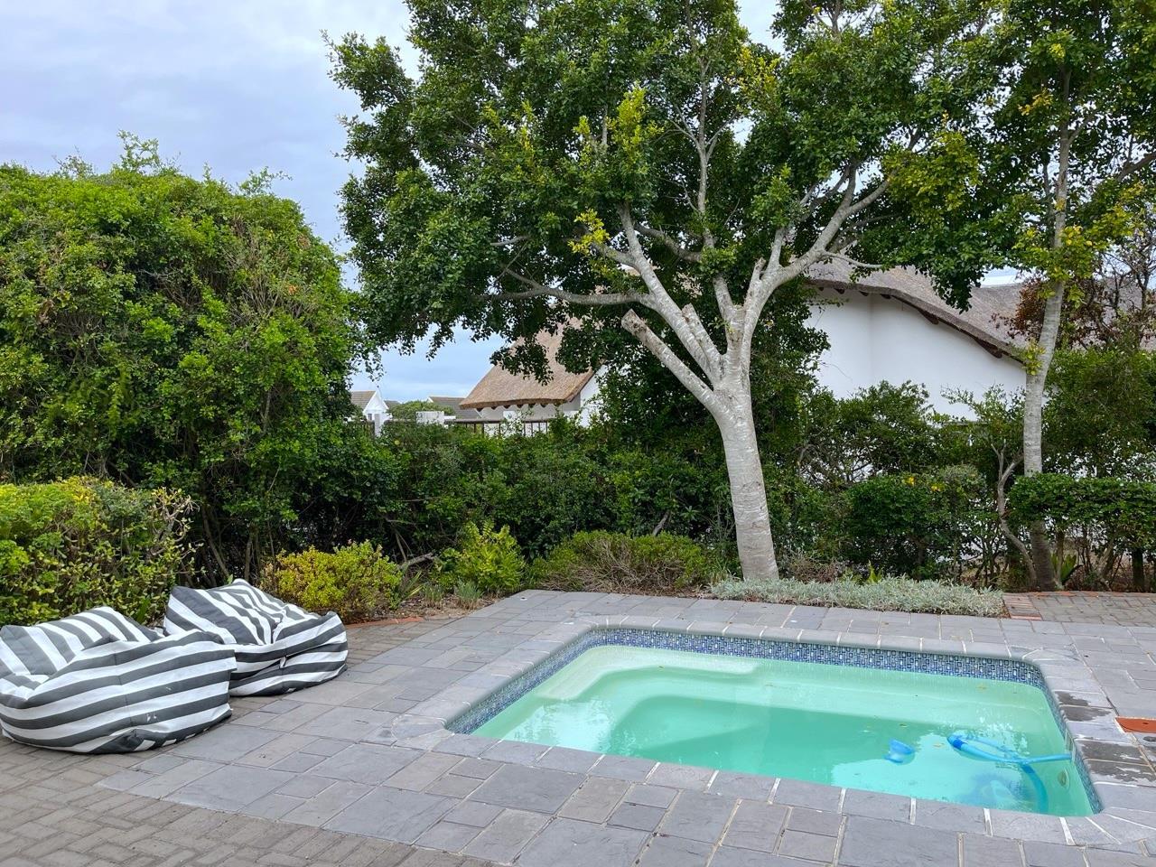 4 Bedroom House in St Francis Bay