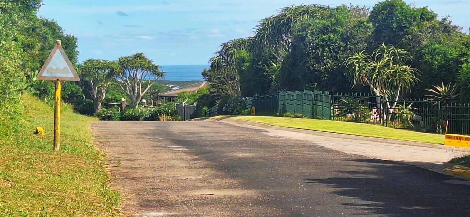 743 m² Land available in Boesmansriviermond