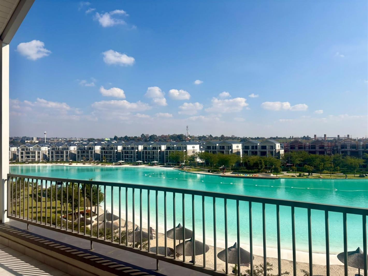 3 Bedroom Apartment in Waterfall