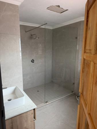 3 Bedroom Apartment in Clayville
