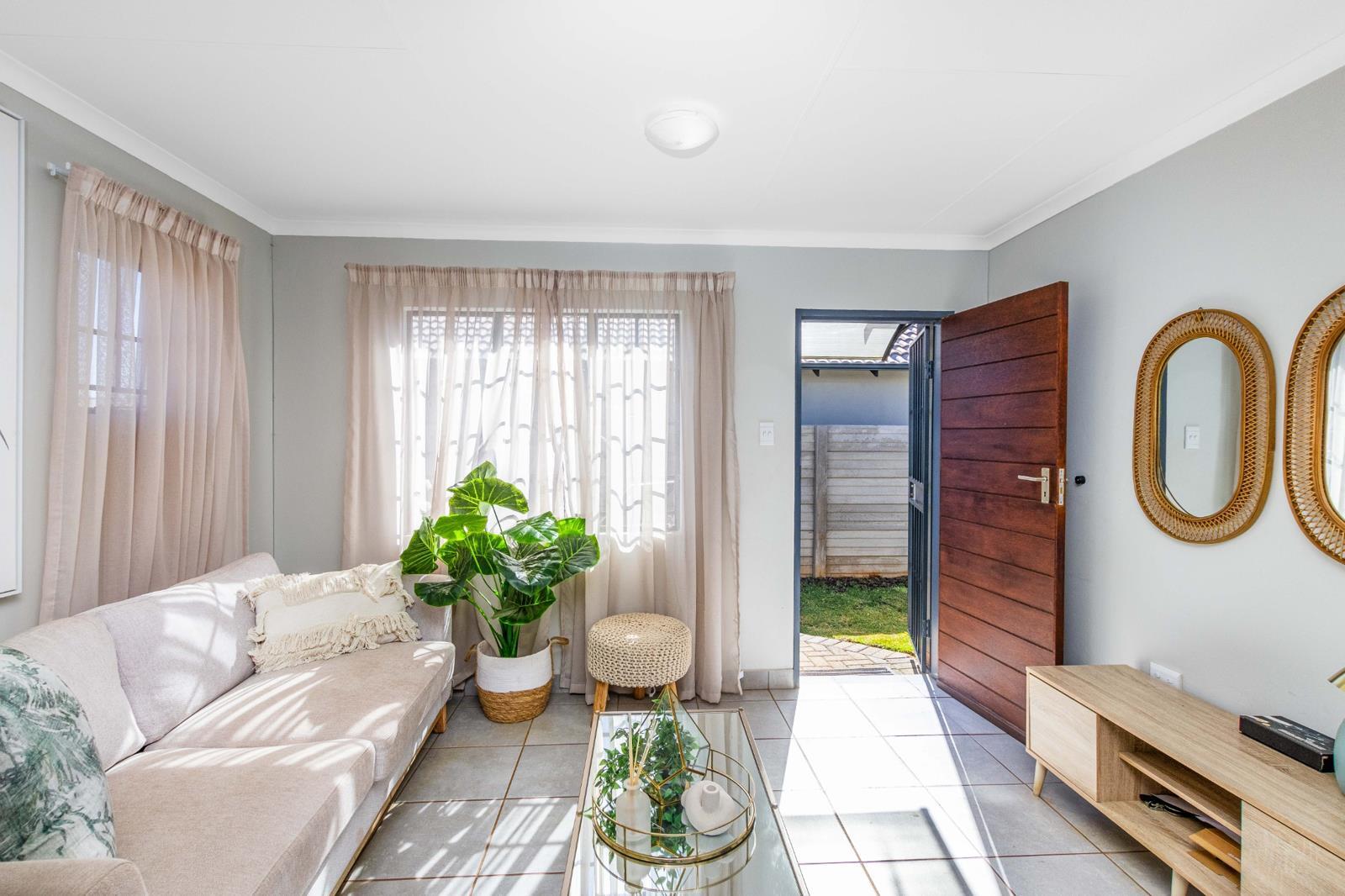 2 Bedroom House in Protea Glen