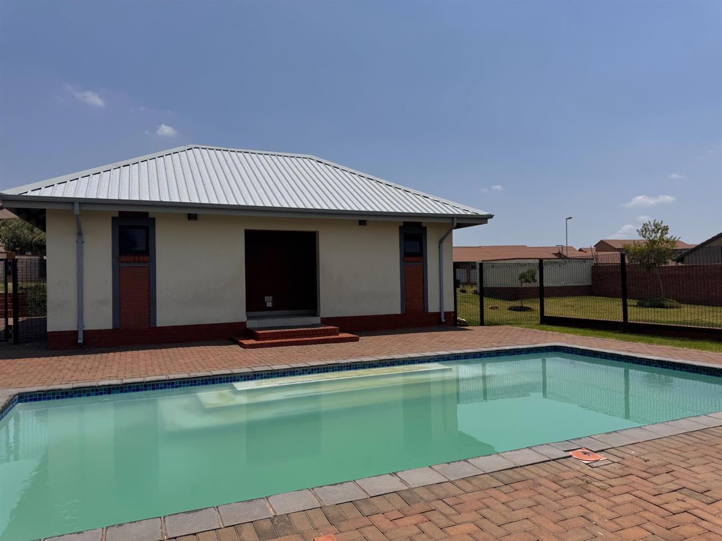 2 Bedroom Apartment in Sagewood